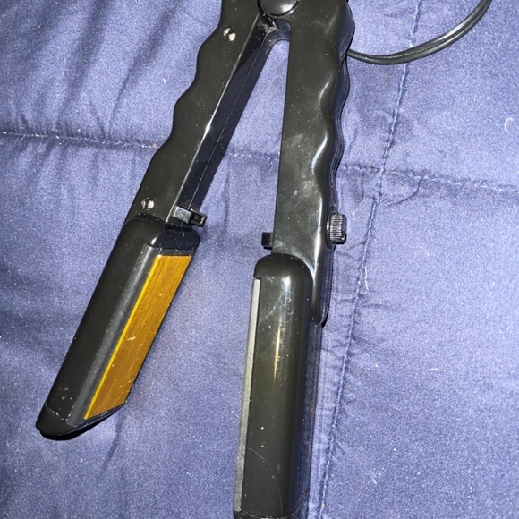 GOLD N HOT FLAT IRON - Picture 4 of 7